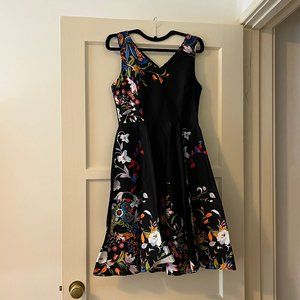 Black Knee-Length Floral Dress with pockets